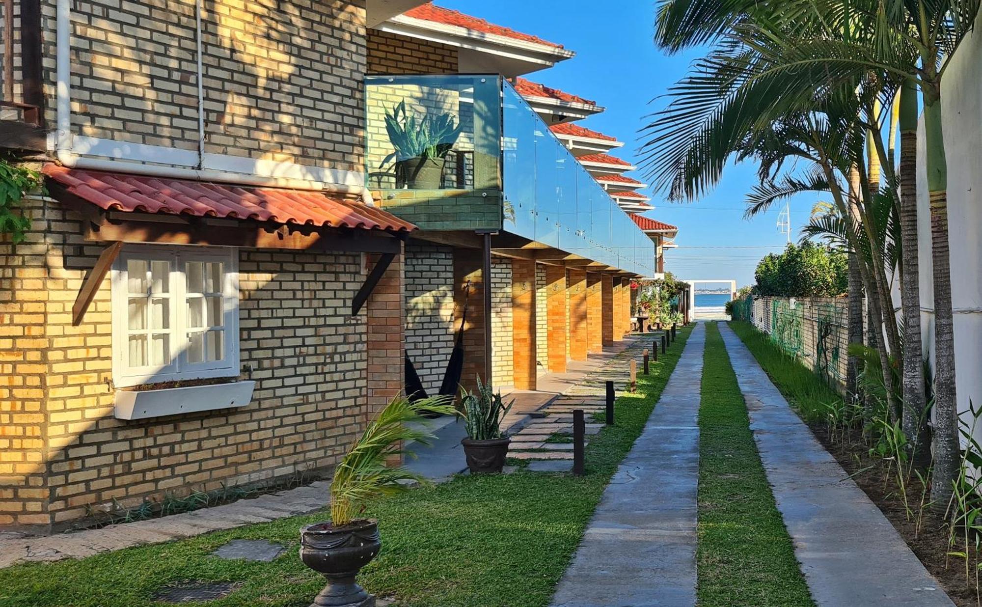 Pousada Recanto Edenico - A Beira Mar Da Praia Ponta Do Papagaio, Palhoca Sc Exterior photo