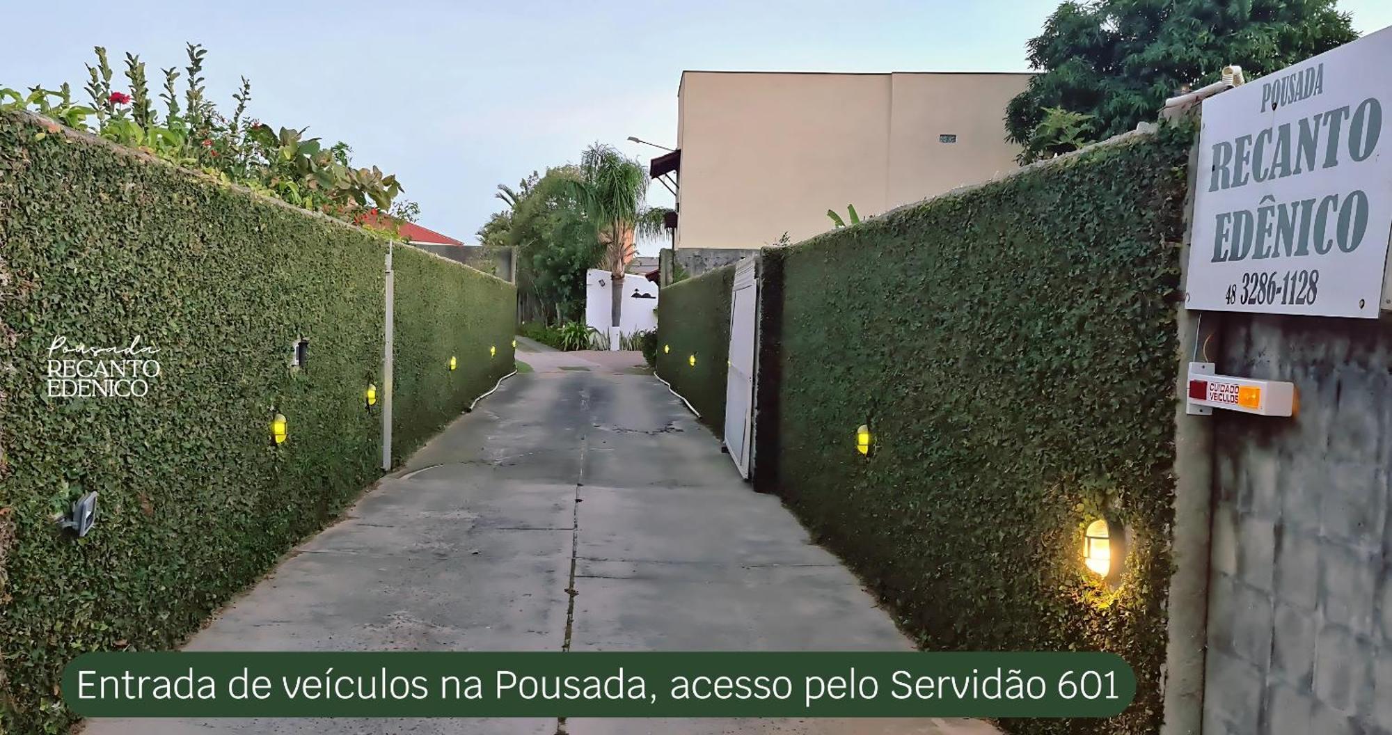 Pousada Recanto Edenico - A Beira Mar Da Praia Ponta Do Papagaio, Palhoca Sc Exterior photo